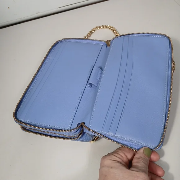 Tory Burch Blue Leather Landon Travel Wallet - Picture 5 of 13